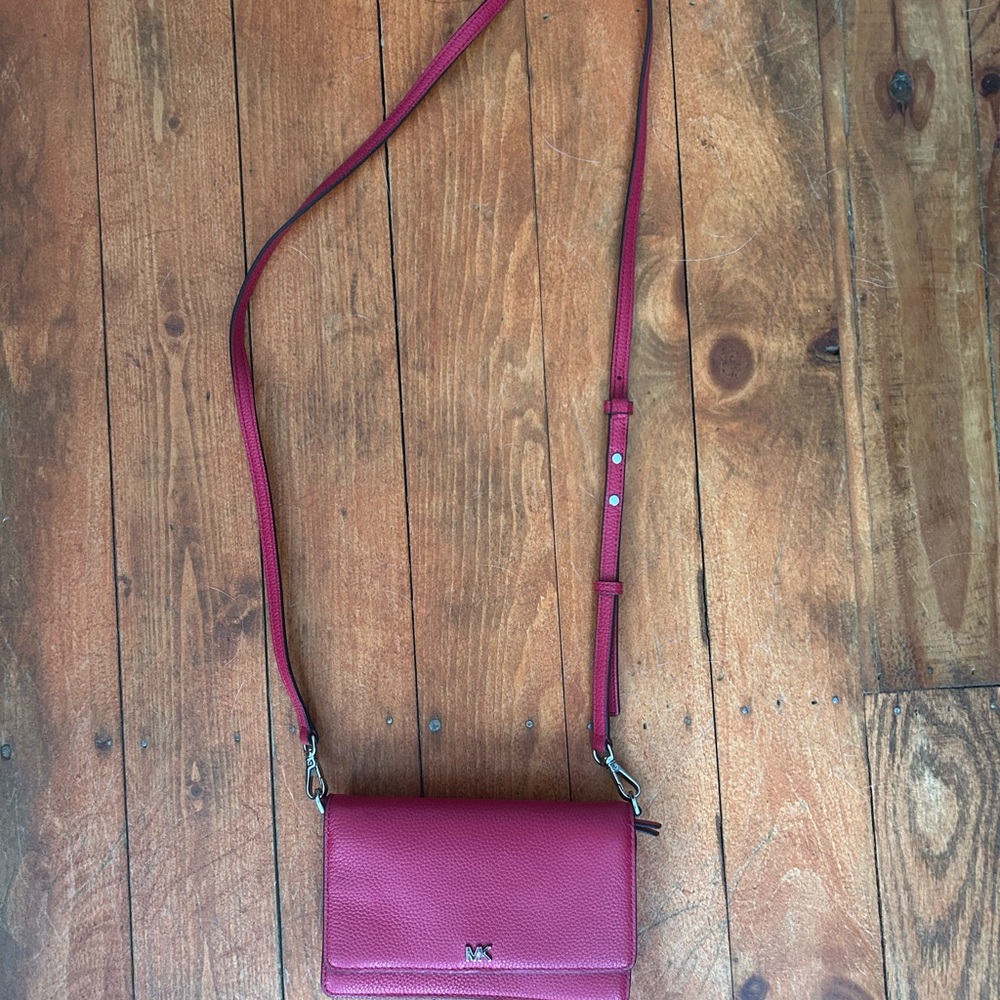 Jet Set Charm Small Phone Convertible Crossbody